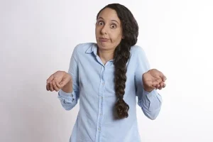 呆れる 女性