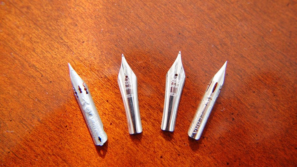 万年筆 相場