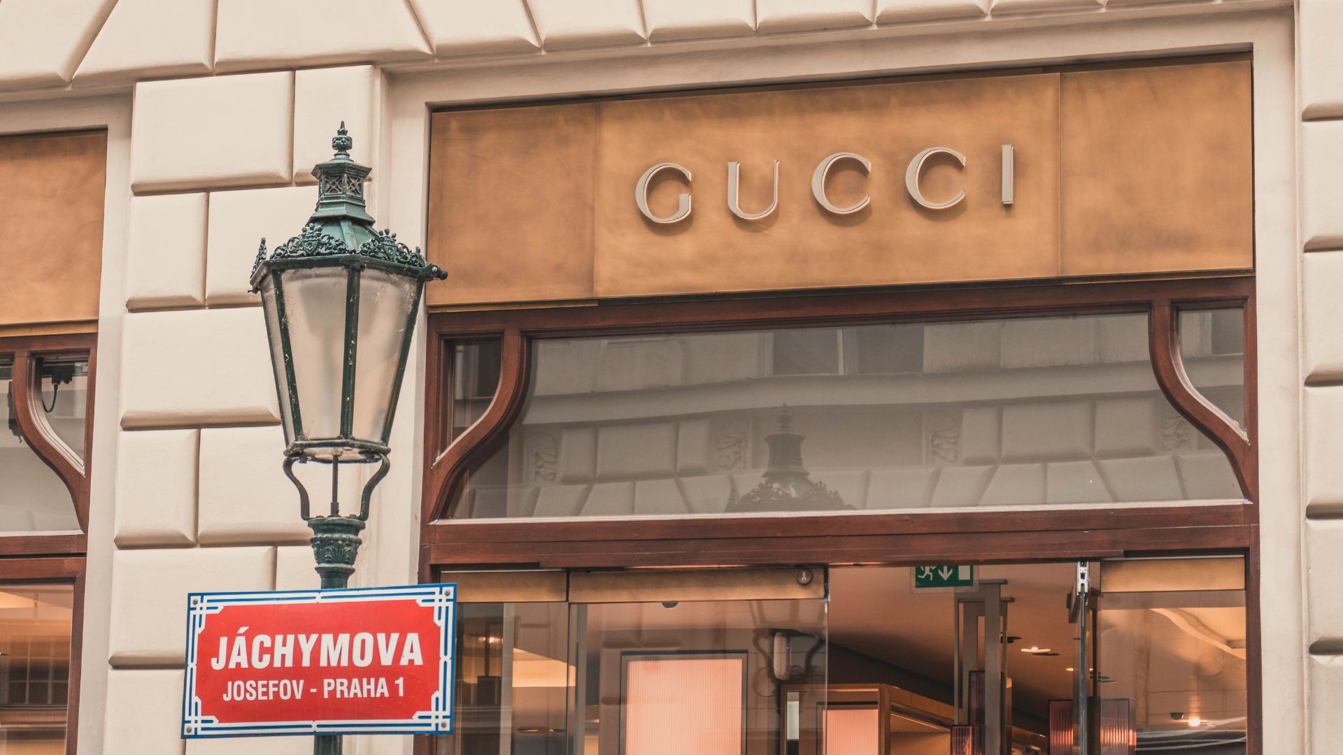 グッチ(GUCCI)チェンジベゼルの買取相場